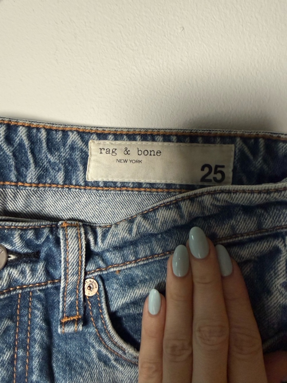 rag & bone Rosa Mid-Rise Boyfriend - Norwalk - Picture 4 of 4